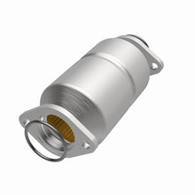 Load image into Gallery viewer, MagnaFlow Exhaust Products 338656 California CARB Direct-Fit Catalytic Converter for Select Geo Prizm