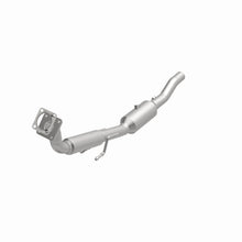 Load image into Gallery viewer, MagnaFlow Exhaust Products 5461464 California CARB Direct-Fit Catalytic Converter for Select Volkswagen Jetta