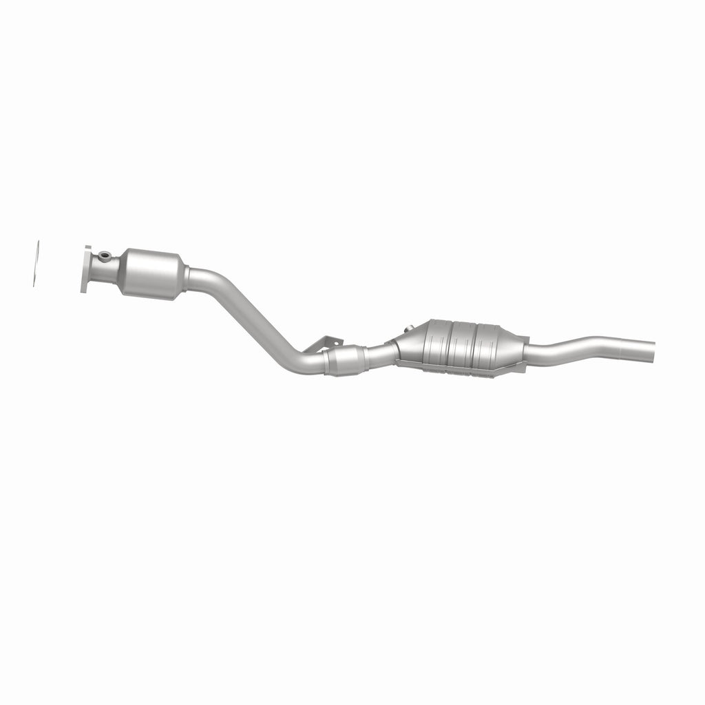 MagnaFlow Exhaust Products 23719 HM Grade Direct-Fit Catalytic Converter for Select Audi A6, Audi A6 Quattro, Volkswagen Passat