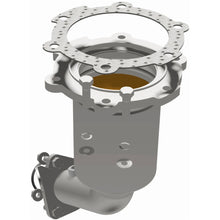 Load image into Gallery viewer, MagnaFlow Exhaust Products 5582275 California CARB Direct-Fit Catalytic Converter for Select Nissan Quest