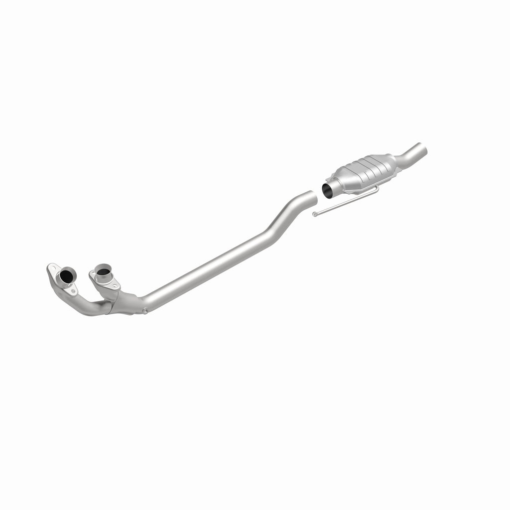 MagnaFlow Exhaust Products 93302 Standard Grade Direct-Fit Catalytic Converter for Select Ford Bronco, Ford E-150 Econoline, Ford E-150 Econoline Club Wagon, Ford E-250 Econoline, Ford E-250 Econoline Club Wagon, Ford E-350 Econoline, Ford E-350