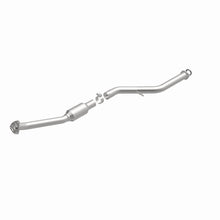 Load image into Gallery viewer, MagnaFlow Exhaust Products 5671217 California CARB Direct-Fit Catalytic Converter for Select Subaru Impreza