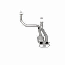 Load image into Gallery viewer, MagnaFlow Exhaust Products 93607 HM Grade Direct-Fit Catalytic Converter for Select Chevrolet C2500, Chevrolet C2500 Suburban, Chevrolet C3500, Chevrolet C6500 Kodiak, Chevrolet C7500 Kodiak, Chevrolet K2500, Chevrolet K2500 Suburban, Chevrolet K3500,