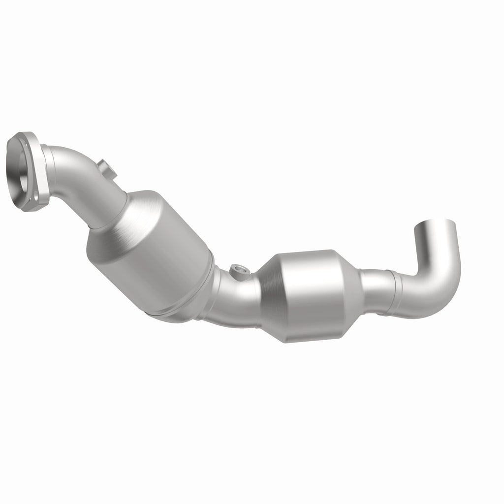 MagnaFlow Exhaust Products 280757 OEM Grade Direct-Fit Catalytic Converter for Select Ford F-150