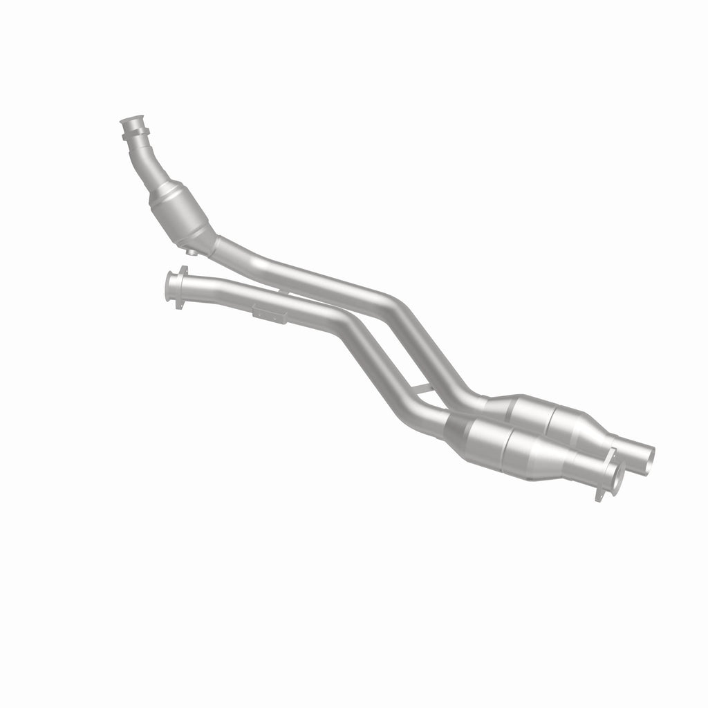 MagnaFlow Exhaust Products 24052 HM Grade Direct-Fit Catalytic Converter for Select Mercedes-Benz CLK430