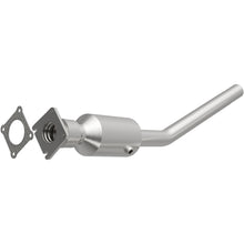 Load image into Gallery viewer, MagnaFlow Exhaust Products 26203 HM Grade Direct-Fit Catalytic Converter for Select Chrysler Sebring, Dodge Stratus