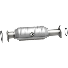 Load image into Gallery viewer, MagnaFlow Exhaust Products 4481647 California CARB Direct-Fit Catalytic Converter for Select Acura CL, Acura TL, Honda Accord