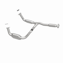 Load image into Gallery viewer, MagnaFlow Exhaust Products 24950 HM Grade Direct-Fit Catalytic Converter for Select Buick Rainier, Chevrolet Trailblazer EXT, GMC Envoy XL, GMC Envoy XUV, Isuzu Ascender