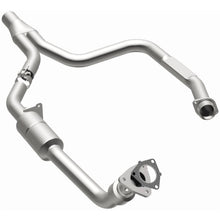 Load image into Gallery viewer, MagnaFlow Exhaust Products 4481476 California CARB Direct-Fit Catalytic Converter for Select Chevrolet Camaro, Pontiac Firebird
