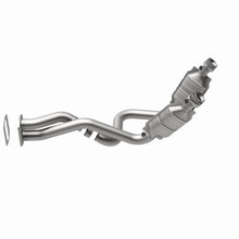 Load image into Gallery viewer, MagnaFlow Exhaust Products 4451631 California CARB Direct-Fit Catalytic Converter for Select Ford F-250 Super Duty