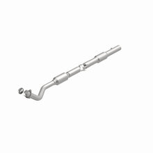 Load image into Gallery viewer, MagnaFlow Exhaust Products 52051 OEM Grade Direct-Fit Catalytic Converter for Select Chevrolet Express 1500, Chevrolet Express 2500, Chevrolet Express 3500, GMC Savana 1500, GMC Savana 2500, GMC Savana
