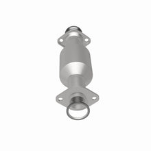 Load image into Gallery viewer, MagnaFlow Exhaust Products 5592546 California CARB Direct-Fit Catalytic Converter for Select Toyota Sienna