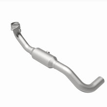 Load image into Gallery viewer, MagnaFlow Exhaust Products 4651412 California CARB Direct-Fit Catalytic Converter for Select Ford Expedition