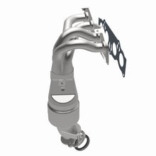 Load image into Gallery viewer, MagnaFlow Exhaust Products 5531267 California CARB Manifold Catalytic Converter for Select Scion xB, Toyota RAV4