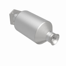 Load image into Gallery viewer, MagnaFlow Exhaust Products 3391916 California CARB Direct-Fit Catalytic Converter for Select Volkswagen Vanagon