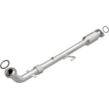 Load image into Gallery viewer, MagnaFlow Exhaust Products 5571435 California CARB Direct-Fit Catalytic Converter for Select Toyota Camry