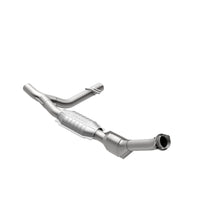 Load image into Gallery viewer, MagnaFlow Exhaust Products 51412 OEM Grade Direct-Fit Catalytic Converter for Select Ford Expedition, Ford F-150, Ford F-250, Lincoln Blackwood, Lincoln Navigator