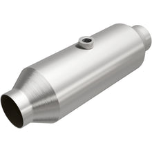 Load image into Gallery viewer, MagnaFlow Exhaust Products 5451356 California CARB Universal Catalytic Converter for Select Chrysler Town &amp; Country, Dodge Grand Caravan, Dodge Nitro, Dodge Ram 1500, Dodge Ram 2500, Dodge Ram 3500, Ford Expedition, Ford Explorer, Ford F-150, Ford F-250