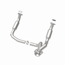 Load image into Gallery viewer, MagnaFlow Exhaust Products 5451631 California CARB Direct-Fit Catalytic Converter for Select Cadillac Escalade, Cadillac Escalade ESV, Cadillac Escalade EXT, Chevrolet Tahoe, GMC Sierra 1500, GMC Yukon, GMC Yukon XL