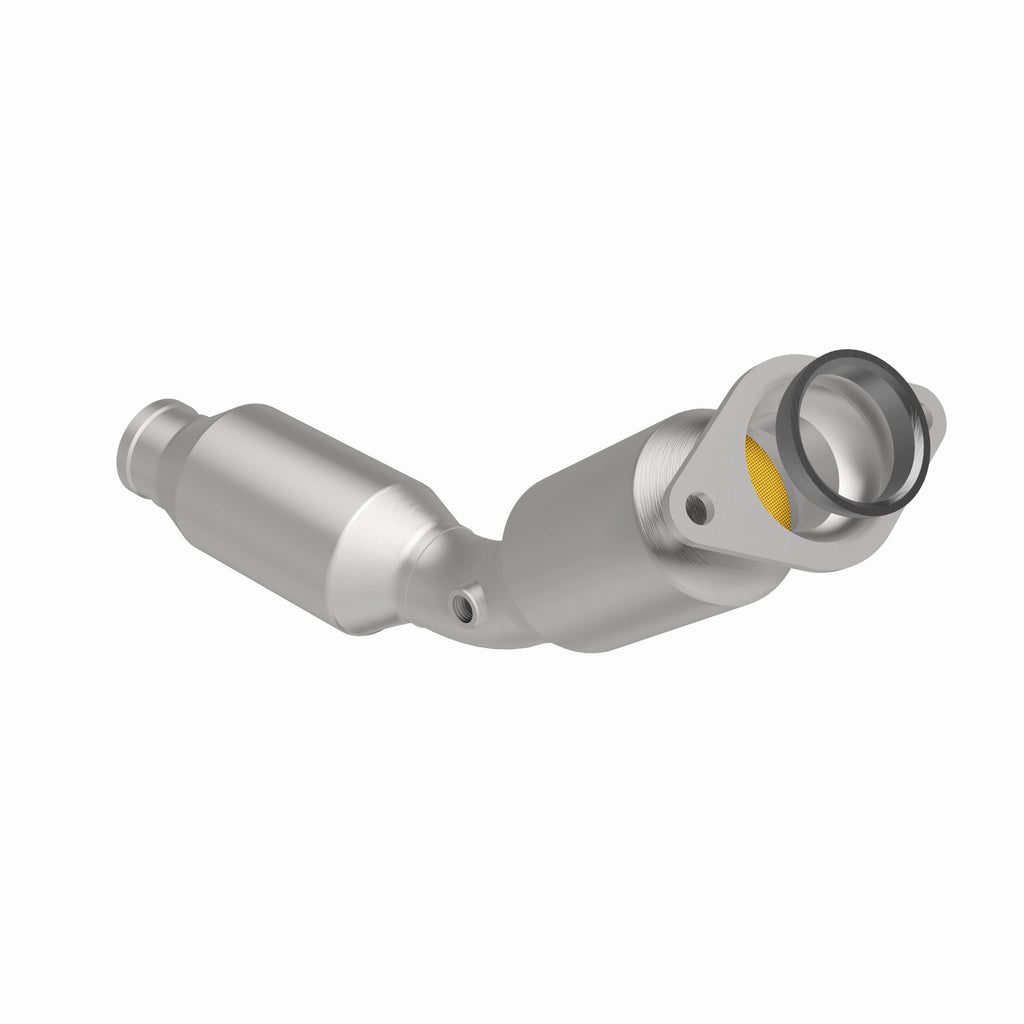 MagnaFlow Exhaust Products 52456 OEM Grade Semi-Direct Fit Catalytic Converter for Select Lexus CT200h, Toyota Prius V