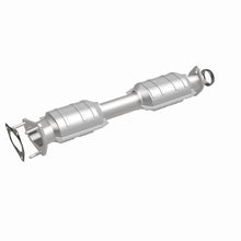 Load image into Gallery viewer, MagnaFlow Exhaust Products 333388 California CARB Direct-Fit Catalytic Converter for Select Ford Bronco II, Ford Explorer, Ford Ranger, Mazda Navajo