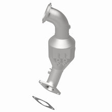Load image into Gallery viewer, MagnaFlow Exhaust Products 5551837 California CARB Direct-Fit Catalytic Converter for Select Ford Edge, Ford Explorer