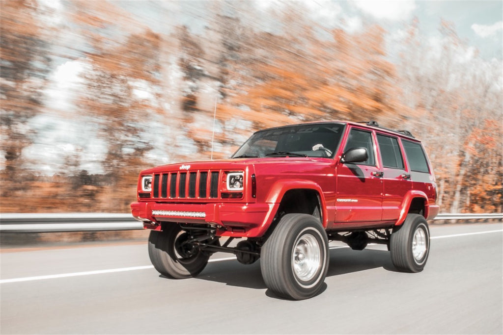 Rough Country 633N2 Suspension Lift Kit w/Shocks for Select Jeep Cherokee