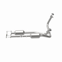 Load image into Gallery viewer, MagnaFlow Exhaust Products 4451453 California CARB Direct-Fit Catalytic Converter for Select Cadillac Escalade, Chevrolet C1500, Chevrolet C1500 Suburban, Chevrolet C2500, Chevrolet C2500 Suburban, Chevrolet C3500, Chevrolet K1500, Chevrolet K1500