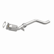 Load image into Gallery viewer, MagnaFlow Exhaust Products 5561522 California CARB Direct-Fit Catalytic Converter for Select Ford Mustang