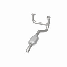 Load image into Gallery viewer, MagnaFlow Exhaust Products 93131 Standard Grade Direct-Fit Catalytic Converter for Select Ford E-150 Econoline, Ford E-150 Econoline Club Wagon, Ford E-250 Econoline, Ford E-250 Econoline Club Wagon