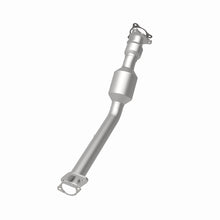Load image into Gallery viewer, MagnaFlow Exhaust Products 5461106 California CARB Direct-Fit Catalytic Converter for Select Chevrolet Cobalt, Saturn Ion