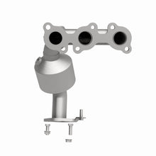 Load image into Gallery viewer, MagnaFlow Exhaust Products 51398 OEM Grade Manifold Catalytic Converter for Select Lexus ES330, Toyota Camry, Toyota Solara