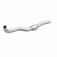Load image into Gallery viewer, MagnaFlow Exhaust Products 60502 OEM Grade Diesel Oxidation Catalyst for Select Chevrolet Silverado HD, Chevrolet Silverado 3500, GMC Sierra HD, GMC Sierra