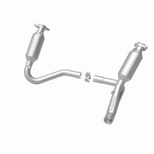 Load image into Gallery viewer, MagnaFlow Exhaust Products 5551832 California CARB Direct-Fit Catalytic Converter for Select Chrysler Aspen, Dodge Durango
