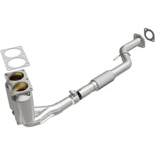 Load image into Gallery viewer, MagnaFlow Exhaust Products 452103 California CARB Direct-Fit Catalytic Converter for Select Nissan Sentra