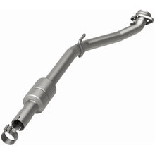 Load image into Gallery viewer, MagnaFlow Exhaust Products 557428 California CARB Direct-Fit Catalytic Converter for Select Cadillac CTS