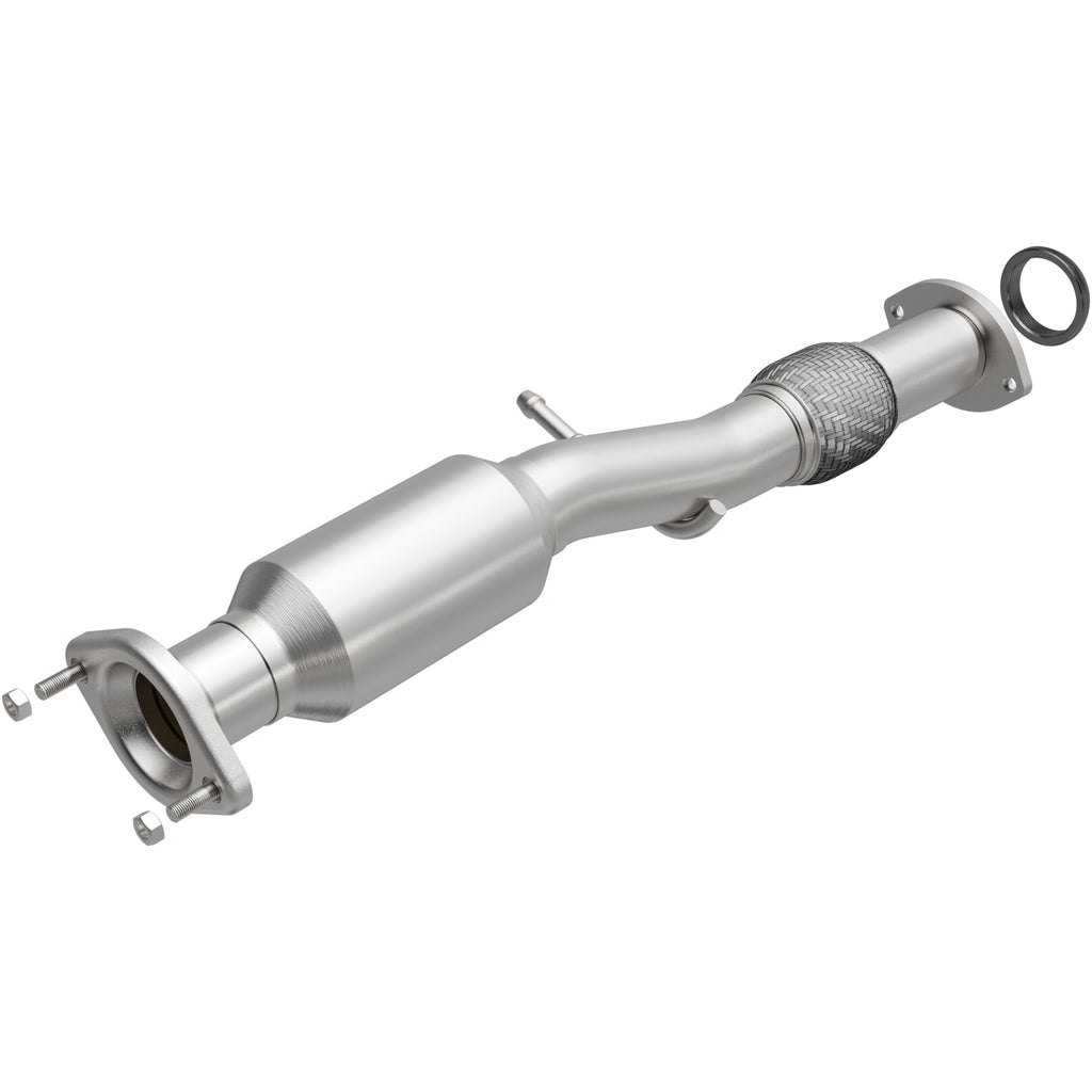 MagnaFlow Exhaust Products 280096 OEM Grade Direct-Fit Catalytic Converter for Select Toyota Highlander