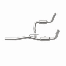 Load image into Gallery viewer, MagnaFlow Exhaust Products 5551148 California CARB Direct-Fit Catalytic Converter for Select Dodge Nitro, Jeep Liberty