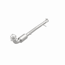 Load image into Gallery viewer, MagnaFlow Exhaust Products 5451755 California CARB Direct-Fit Catalytic Converter for Select Land Rover Range Rover
