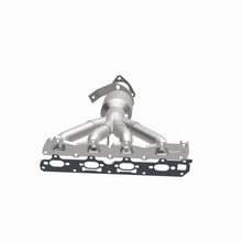 Load image into Gallery viewer, MagnaFlow Exhaust Products 452304 California CARB Manifold Catalytic Converter for Select Chevrolet Malibu