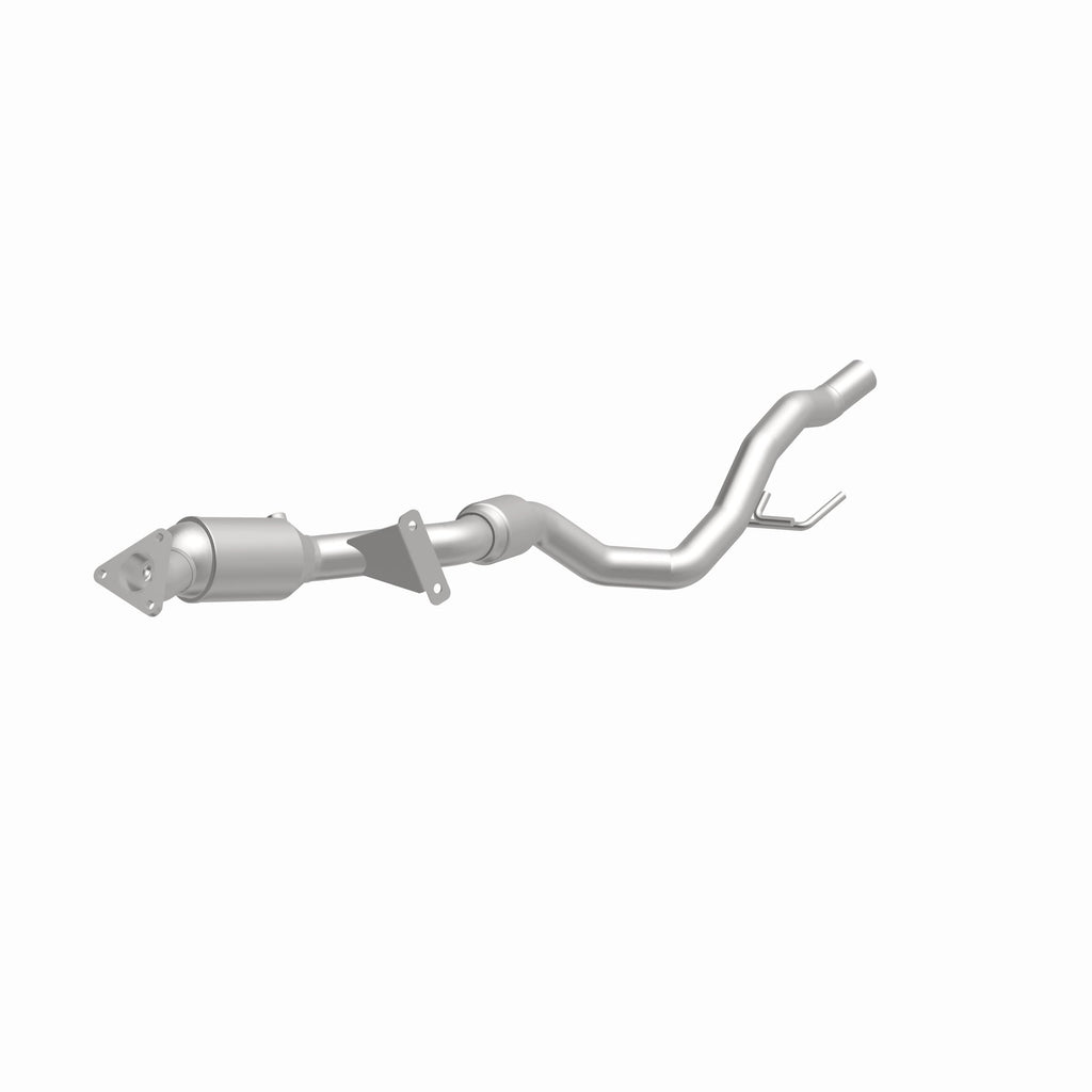 MagnaFlow Exhaust Products 52410 OEM Grade Direct-Fit Catalytic Converter for Select Porsche Cayenne, Volkswagen Touareg