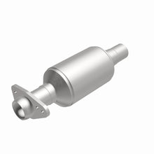 Load image into Gallery viewer, MagnaFlow Exhaust Products 3391496 California CARB Direct-Fit Catalytic Converter for Select Chevrolet S10, GMC Sonoma