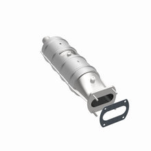 Load image into Gallery viewer, MagnaFlow Exhaust Products 55212 Standard Grade Direct-Fit Catalytic Converter for Select Ford E-250 Econoline, Ford E-250 Econoline Club Wagon, Ford E-350 Econoline, Ford E-350 Econoline Club Wagon, Ford Econoline Super Duty, Ford F-250, Ford F-250 HD,
