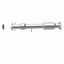 Load image into Gallery viewer, MagnaFlow Exhaust Products 52534 OEM Grade Direct-Fit Catalytic Converter for Select Toyota Highlander