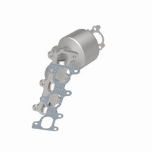 Load image into Gallery viewer, MagnaFlow Exhaust Products 51316 OEM Grade Manifold Catalytic Converter for Select Hyundai Tucson, Kia Sportage