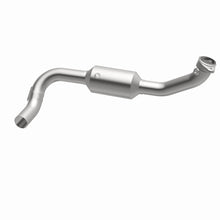 Load image into Gallery viewer, MagnaFlow Exhaust Products 4451166 California CARB Direct-Fit Catalytic Converter for Select Lincoln Navigator
