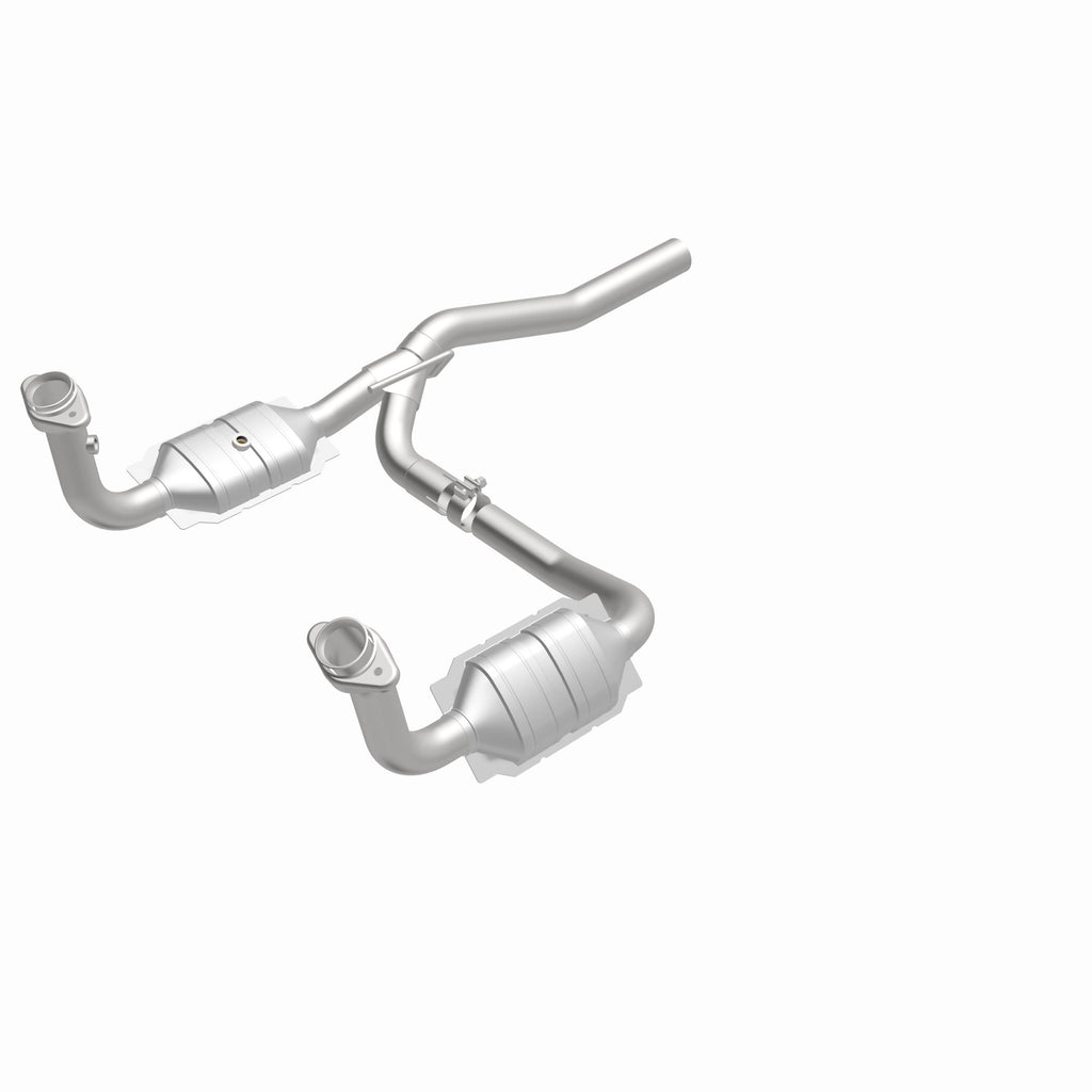 MagnaFlow Exhaust Products 49187 OEM Grade Direct-Fit Catalytic Converter for Select Dodge Nitro, Jeep Liberty