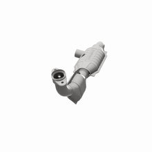 Load image into Gallery viewer, MagnaFlow Exhaust Products 24089 HM Grade Direct-Fit Catalytic Converter for Select Ford F-150, Lincoln Mark LT