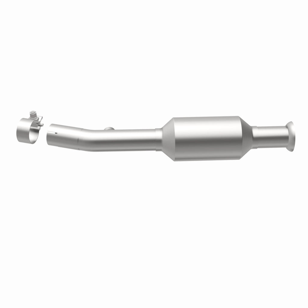 MagnaFlow Exhaust Products 21-288 OEM Grade Semi-Direct Fit Catalytic Converter for Select Chevrolet Prizm, Toyota Corolla