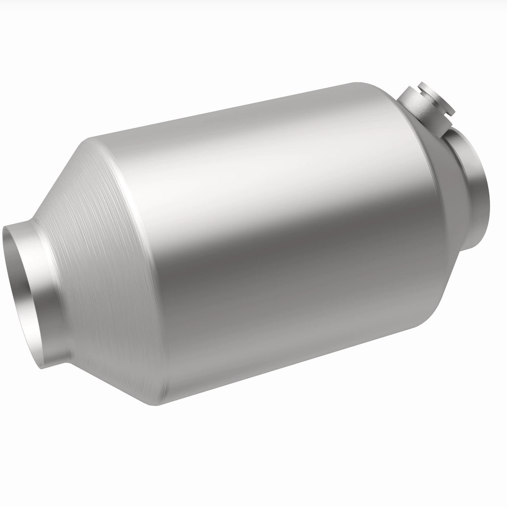 MagnaFlow Exhaust Products 51049 OEM Grade Universal Catalytic Converter for Select Chevrolet Silverado 1500, Chevrolet Silverado HD, Chevrolet Silverado HD, GMC Sierra 1500, GMC Sierra HD, GMC Sierra HD